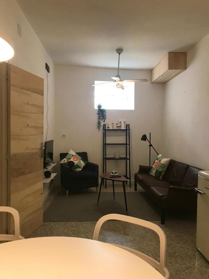 Apt Slow City Hostel Понтеведра Экстерьер фото